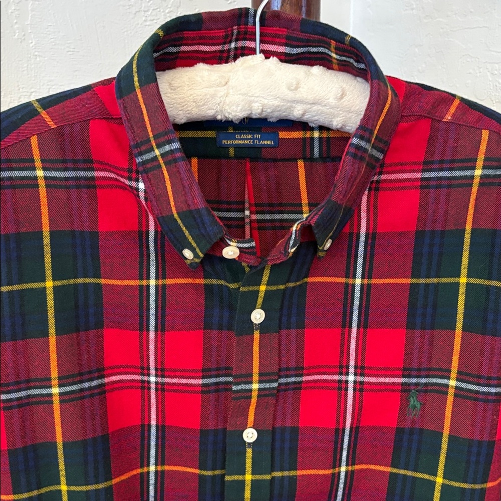 Men’s Ralph Lauren performance flannel long sleeve button down shirt.